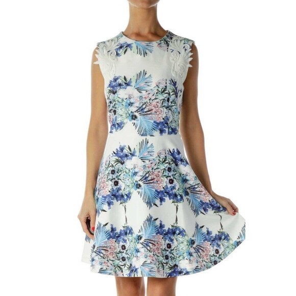 SISTER JANE Dress Size Medium White Blue Floral Sleeveless Fit Flare Mini Lace - Picture 2 of 12